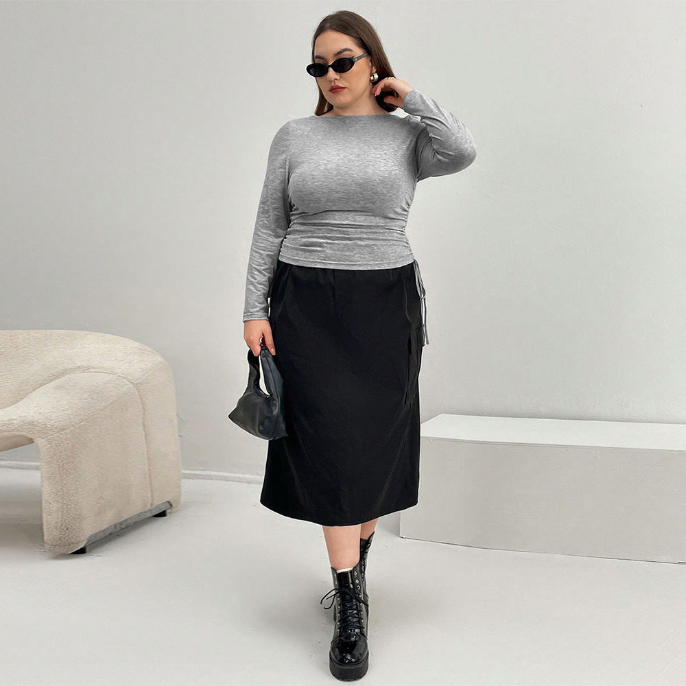 Large Size Womens American Long Sleeved T-shirt Slim Fit Short with a Bottom Layer and a Style Top