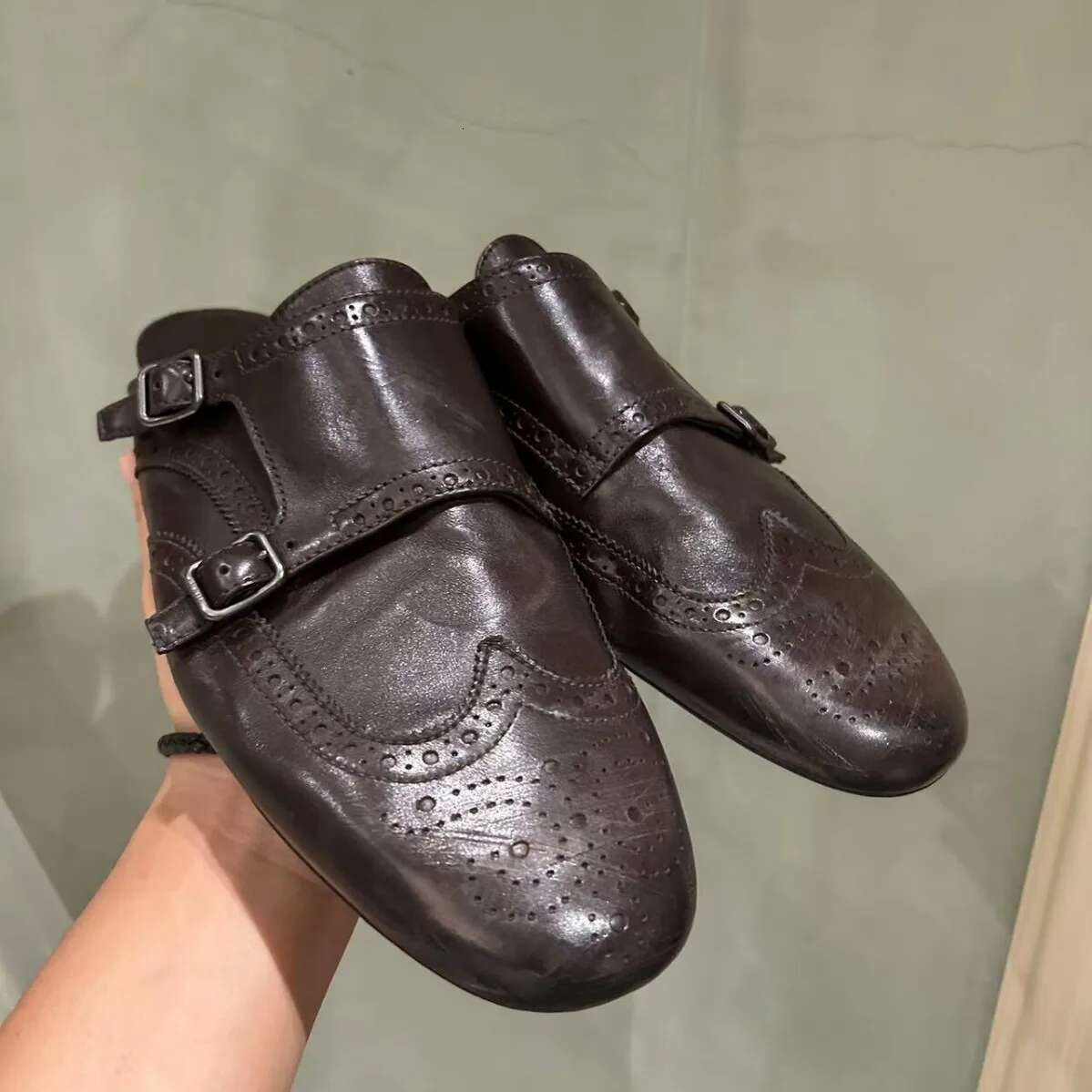 British Style Leather Round Toe Buckle With Slippers Mule Slipper Oxford Shoes Exclusive Lazy Casual Shoes.