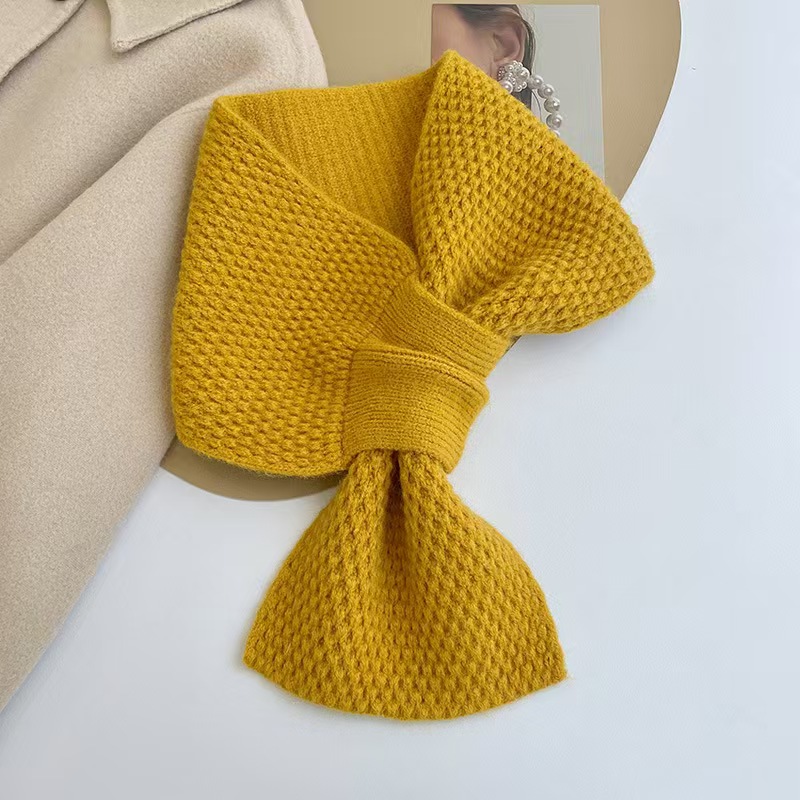 T717 autumn and winter cross warm wool knitted small scarf female Korean version all-match lazy short solid color neck protection small scarf trend