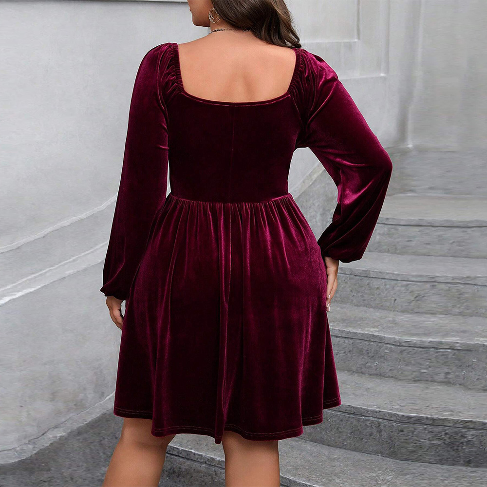 Autumn and Winter New Plus Size Womens Sexy V-neck Waist Cinched Long Sleeved Banquet Velvet Dress