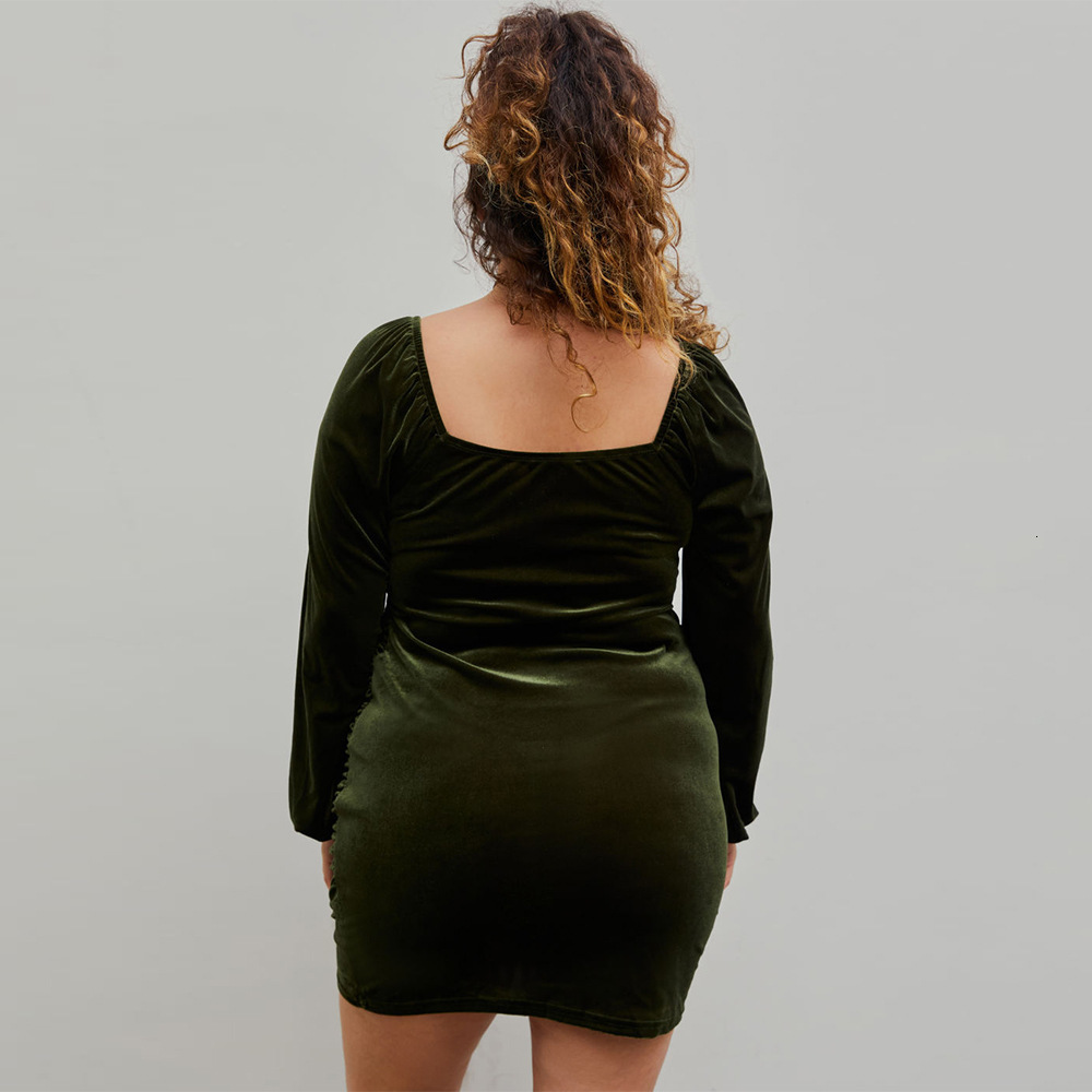 Oversized Womens Instagram Style Sexy Backless Pleated Party Dress Hip Hugging Skirt Long Sleeved Velvet Dress