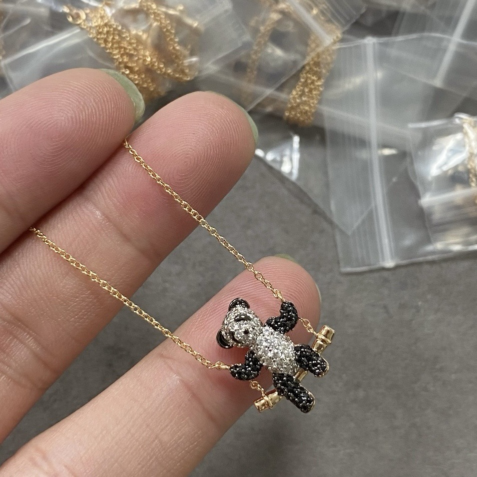 V Gold Plated Mic Gold National Style Element Swing Panda Clavicle Chain Advanced Hand Set High Carbon Diamond Color Separation Couple Necklace