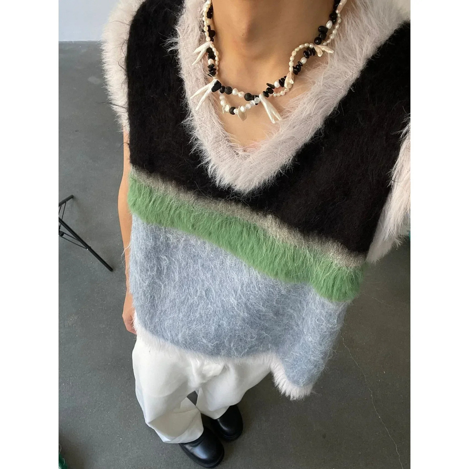Womens colorful block retro Vneck sweater vest autumn and winter Korean fashion knitted niche n patchwork loose top 250506