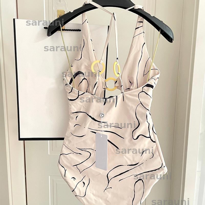 Designer Sceits Costumes de maillot de bain plage Femmes Bikini Set Sweetwwear Backless One Piece Multi Styles Suise de bain classique