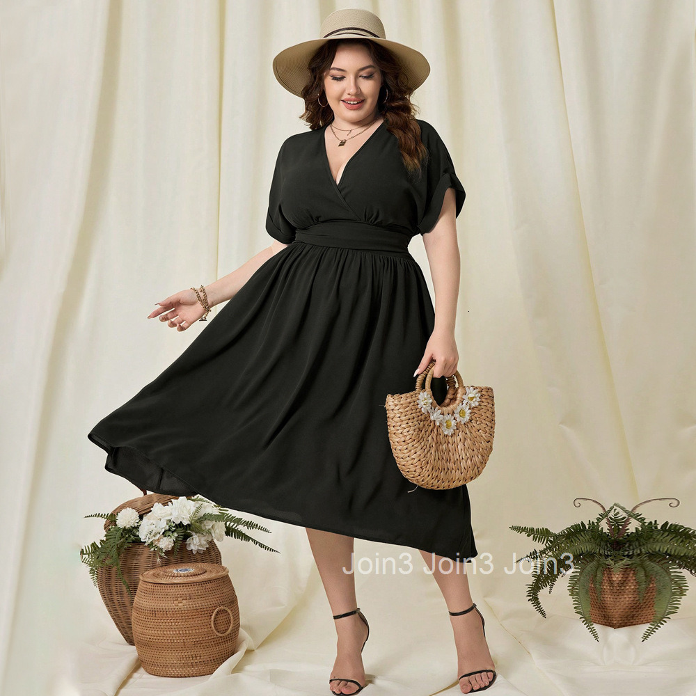 Oversized Womens V-neck Slim Fit Short Sleeved Dress with Vacation Style High Waist A-line Beach Skirt for Women