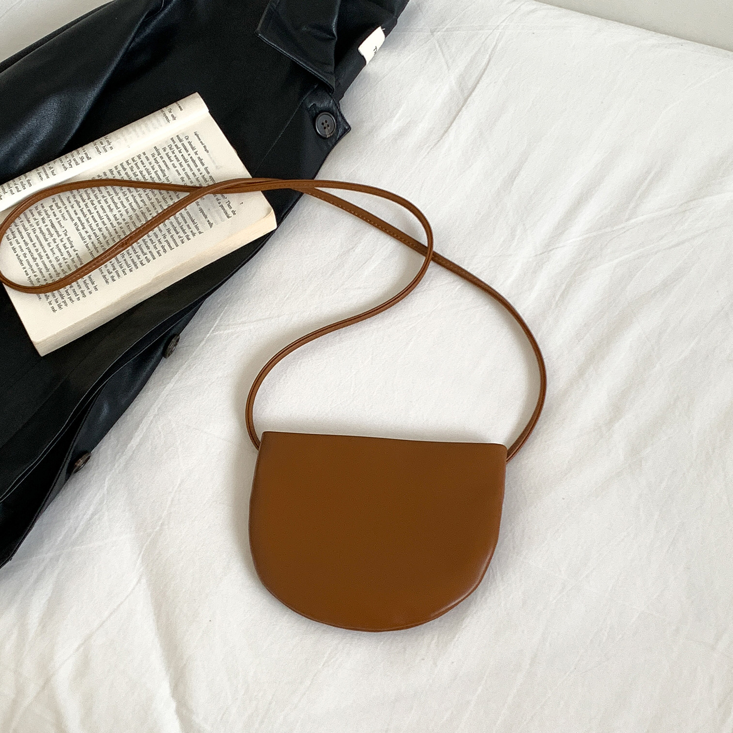 2025S designer summer new simple hanging neck Korean trendy small women crossbody versatile semi-circular mini bag