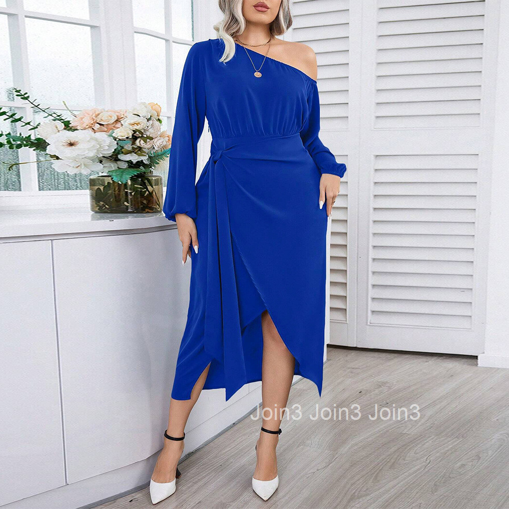Large Size Womens Dress with a Socialite Style Autumn and Winter New Style Sloping Collar Off Shoulder Waist Cinched Mid Length Skirt