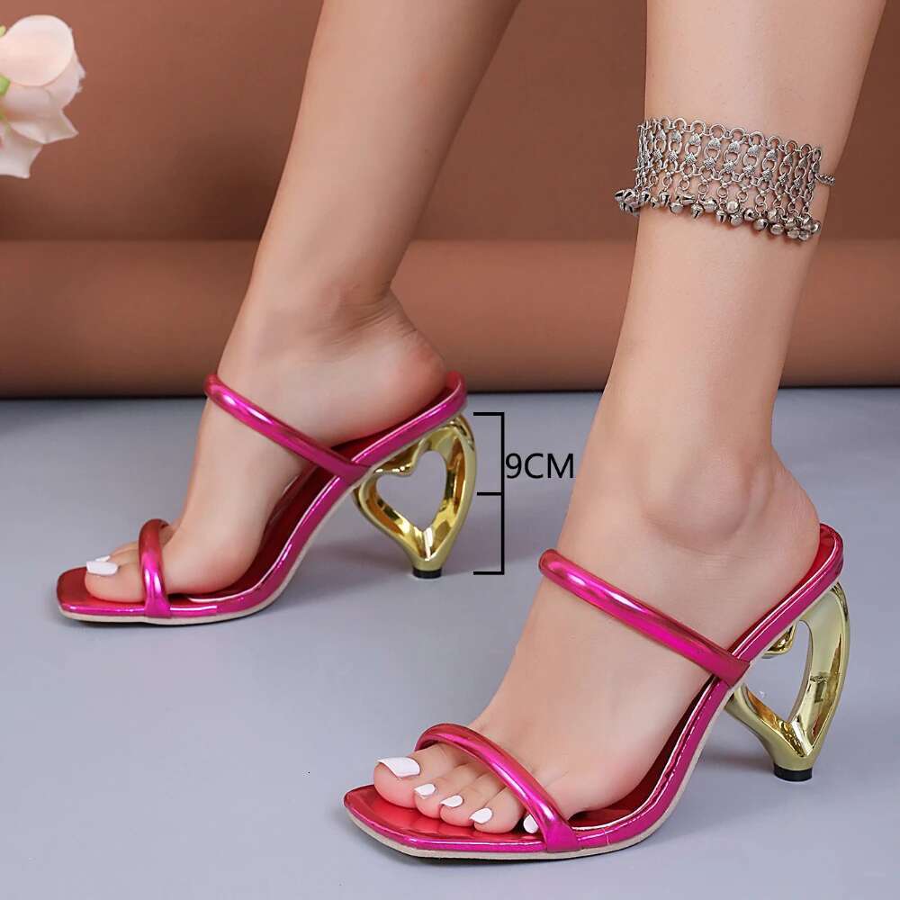 Summer Fashion Sandals Weddings Bride Shoes for Women Golden Designer Party Open Toed Heart-shaped Heels Zapatos