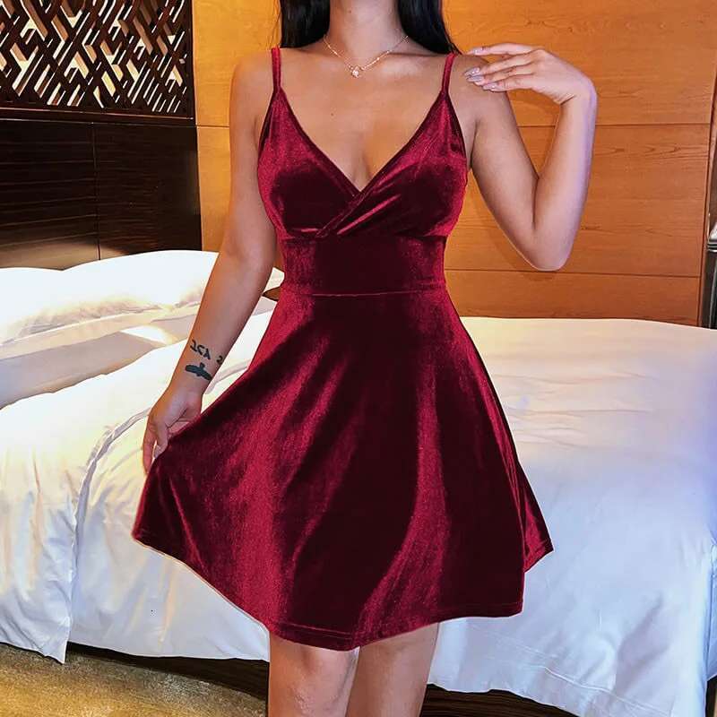Women's Spring New Dress Sexy High Waist Low cut V-neck Short Skirt with Fashionable temperament