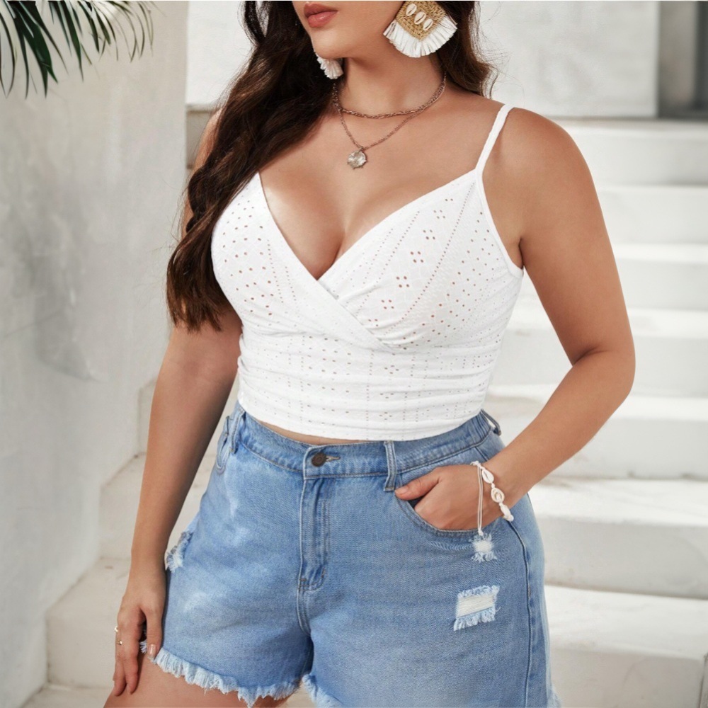 2025 Plus Size Womens Sexy Elegant Style T-shirt for Spring and Summer New Short Style Slim Fit Camisole Top