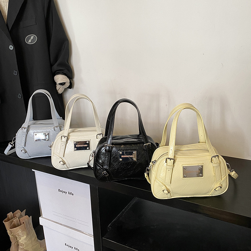 2025S designer small square niche high-end feeling armpit women spring new simple versatile handbag shoulder bag