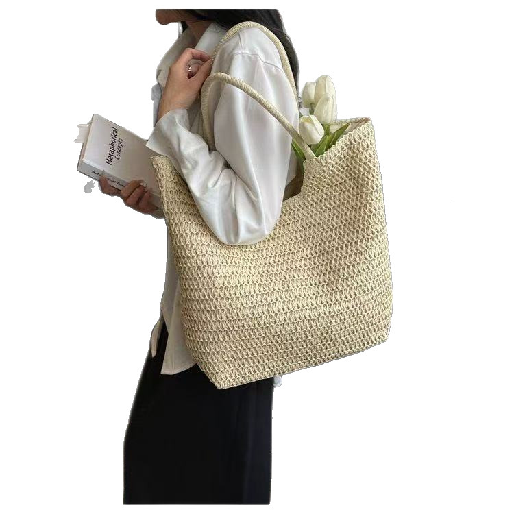 2025S designer new style summer fashion and western-style grass woven women large capacity tote beach shoulder crossbody bag