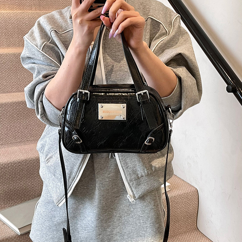 2025S designer small square niche high-end feeling armpit women spring new simple versatile handbag shoulder bag