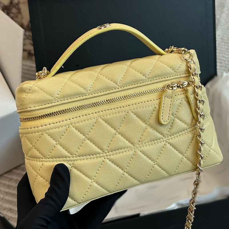 25p Box Makeup Bag Designer Women Shoulder Bag Soft Handle Handbag Caviar Genuine Leather Checkered Pattern Gold Hardware Metal Matelasse Chain Crossbody Bags 19cm