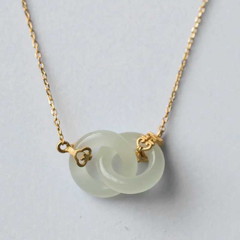 New in Natural Hotan White Jade Interlocking Necklace Auspicious Pendant Elegant Vintage Clavicle Chain Jewelry for Wen gift X250516