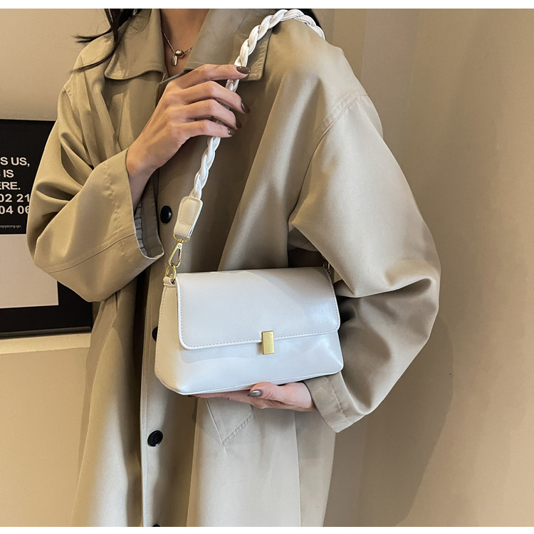 New women's small square bag, simple one shoulder multifunctional designer armpit bag, retro solid color, high-end feeling, diagonal cross small 