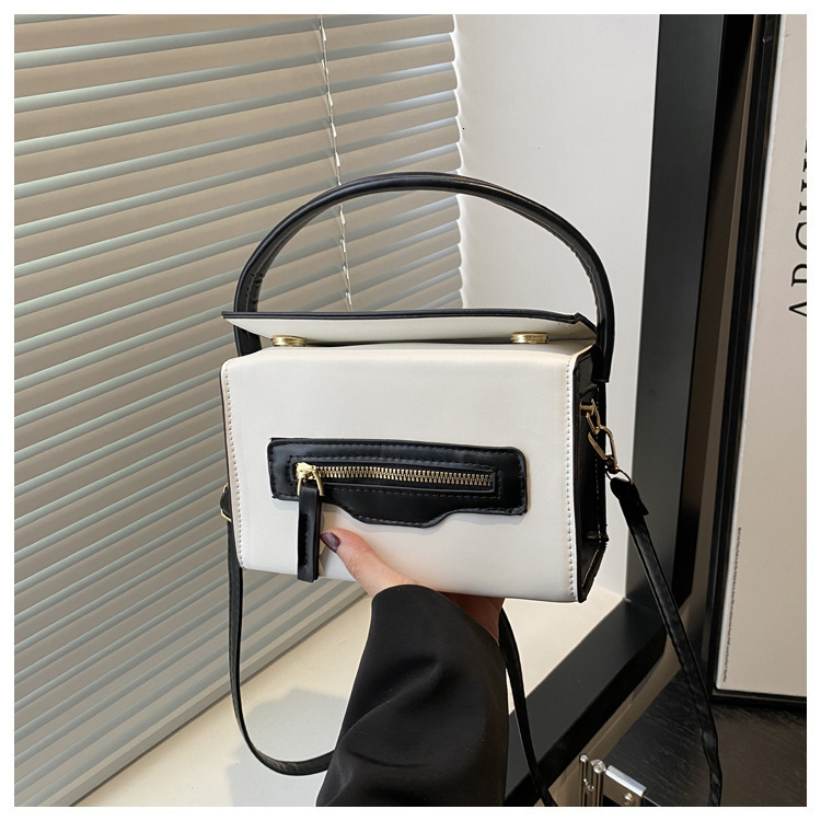 2025S designer large capacity stylish daily commuting contrasting color women personalized zipper summer new shoulder crossbody handbag small square b