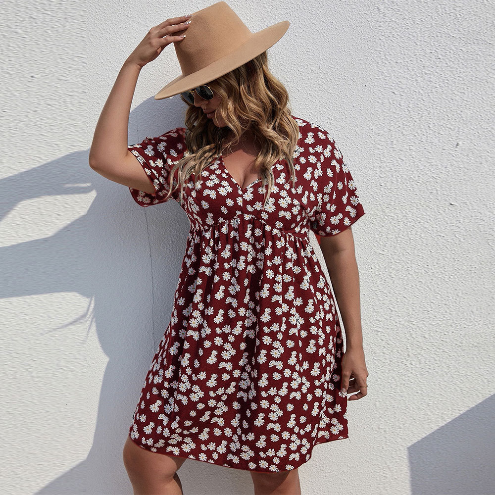 Summer Plus Size Womens Dress with Waist Cinching and Large Swing A-line Skirt Vacation Style Printed Dress