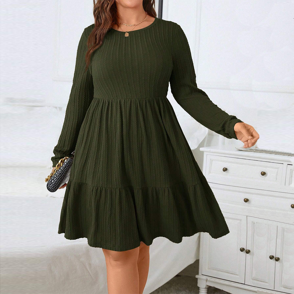Plus Size Womens Fashionable and Minimalist Design Dress with Versatile Autumn and Winter Commuting Mid Length Skirt