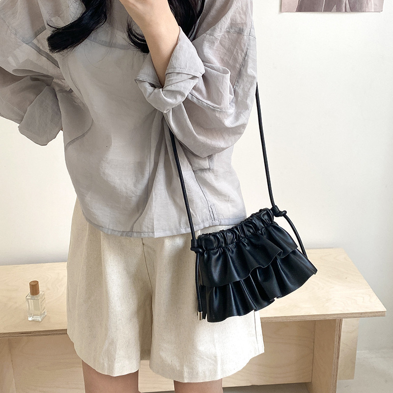 2025S Designer Spring/Summer New Product High Beauty Crossbody Fashion Versatile Drawstring Shoulder Korean Trendy Cool Women Cloud Bag