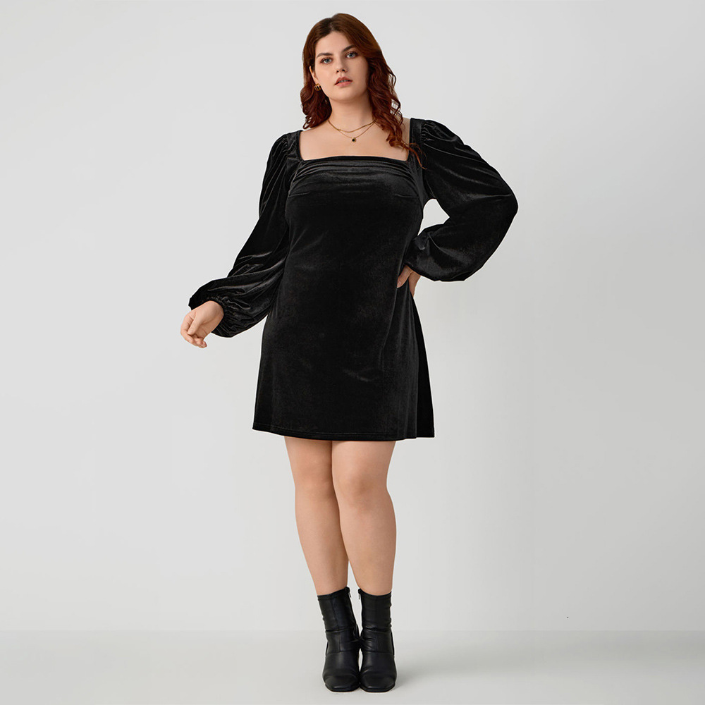Large Size Womens Autumn and Winter Square Neck Sexy Velvet Lantern Sleeves Fit Temperament Socialite Dress