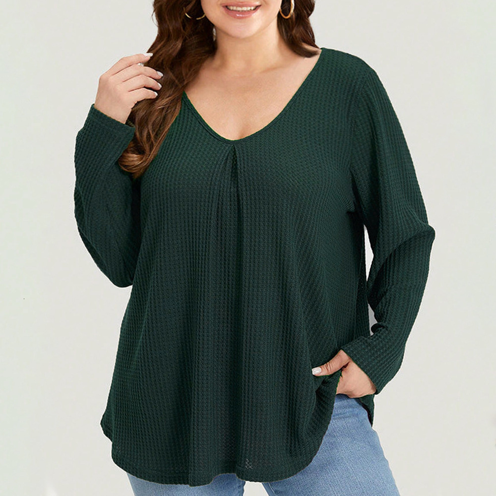 Plus Size Womens Simple Casual Style T-shirt for Autumn and Winter Commuting Loose and Slimming Base Top