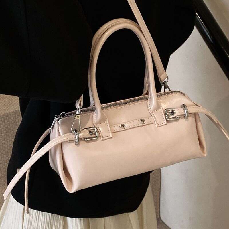 Niche Design for Women 2025 Spring Summer New Shoulder Versatile Handheld Crossbody French Stick Bag