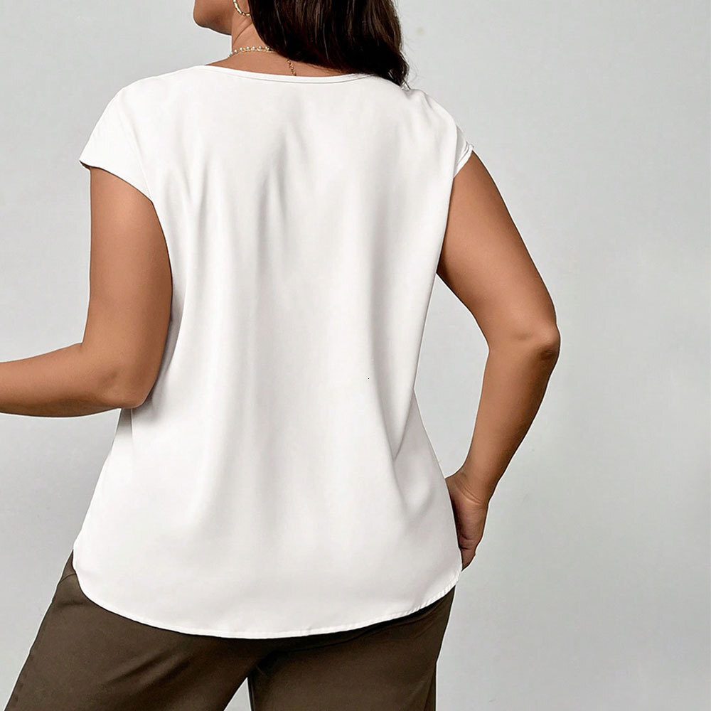Plus Size Womens Simple and Fashionable T-shirt Versatile for Summer Commuting Age Reducing and Slimming Solid Color Top