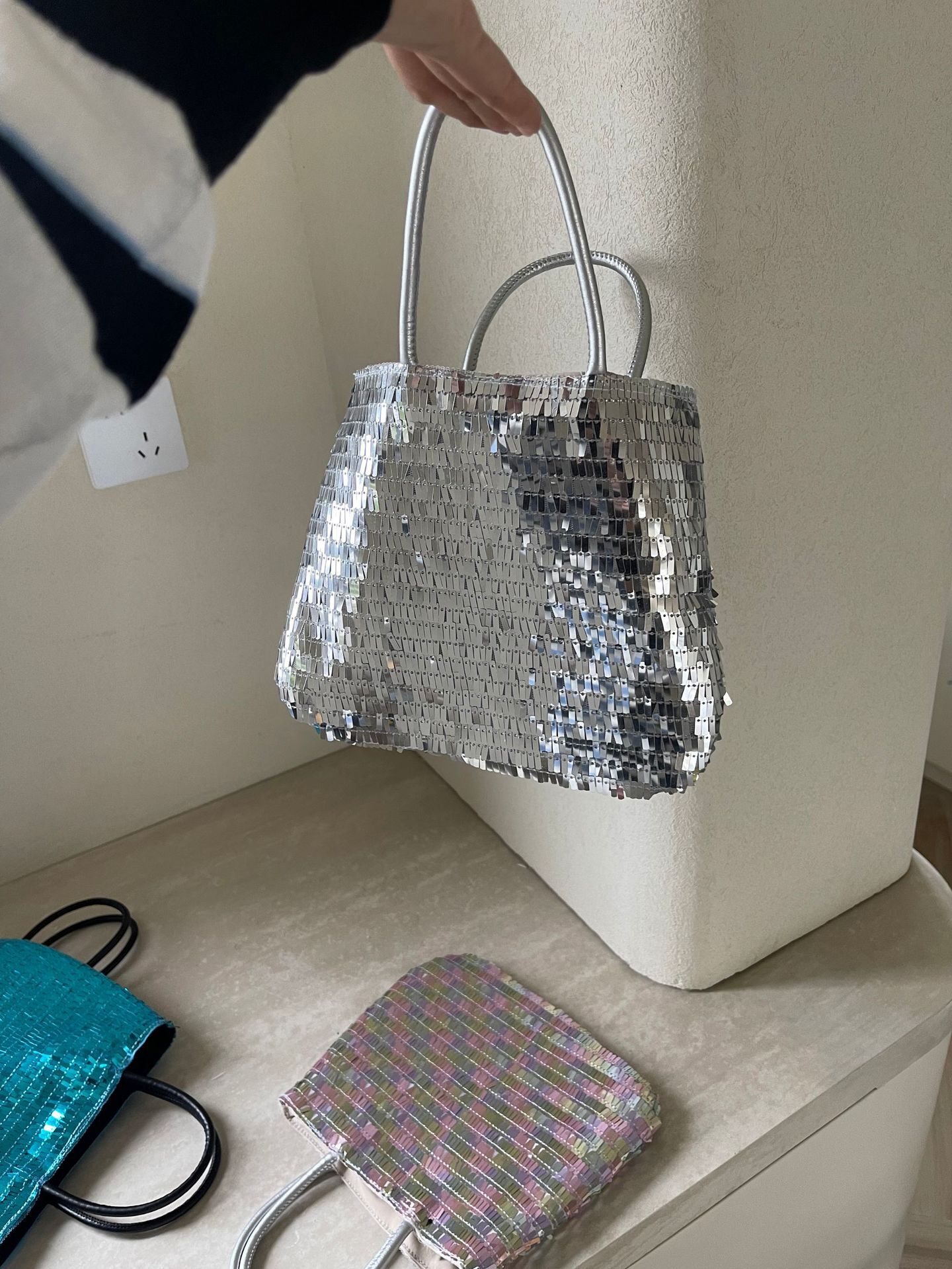 2025S designer new women Han Fan ins dress versatile commuting niche design glitter handbag crossbody bag