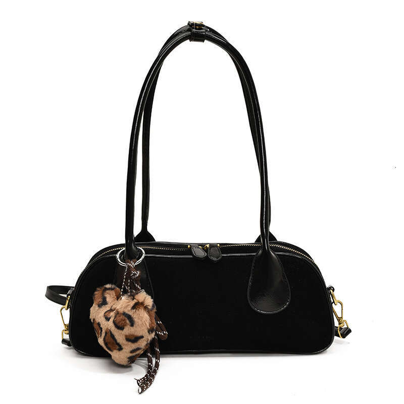 Autumn/Winter Versatile Retro Matte Texture Underarm Shoulder Handheld Bowling Bag Women's 2025 New Casual Fashion Trend