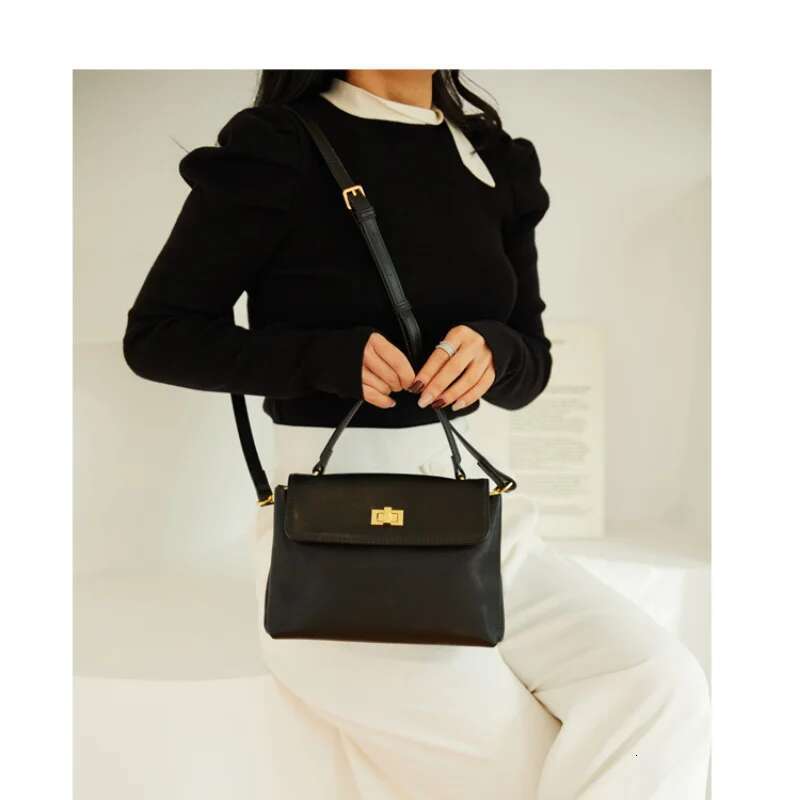 Cowhide Genuine Tote Bag For Women Long Shoulder Strap High Quality Leather Gold Lock Handbag Versatile Crossbody Bags