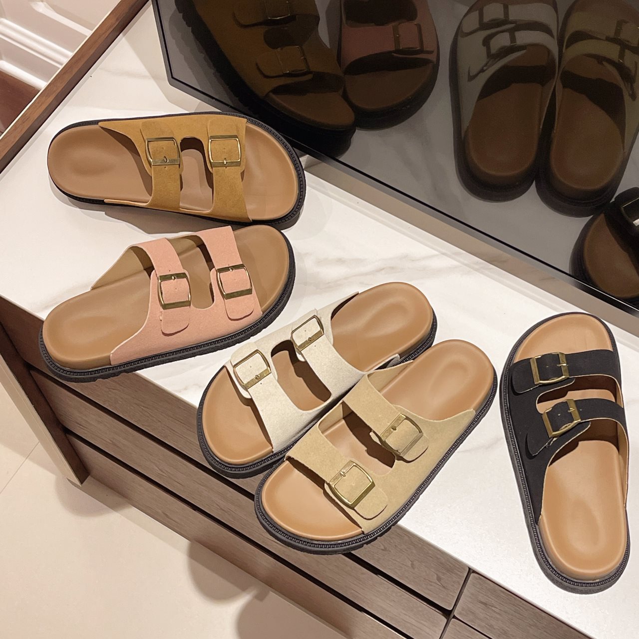Designer Women Slipper Beach Non-slip Summer Fashion Classic Buckle Decorative Sandals 2025 Free Shipping Slides Clog Slipper Outdoor Indoor Shoes Wom