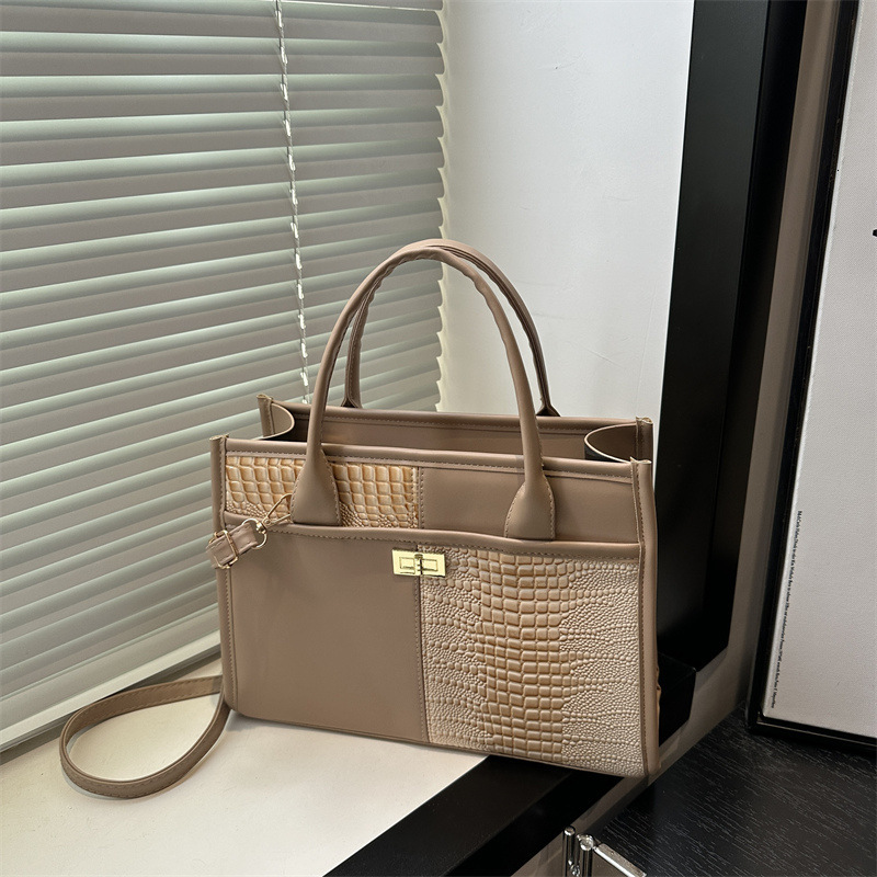 2025S Designer New Crocodile Pattern Splicing Fashion Trend Women Contrast Color Western Commuter Shoulder Crossbody Handbag Tote Bag