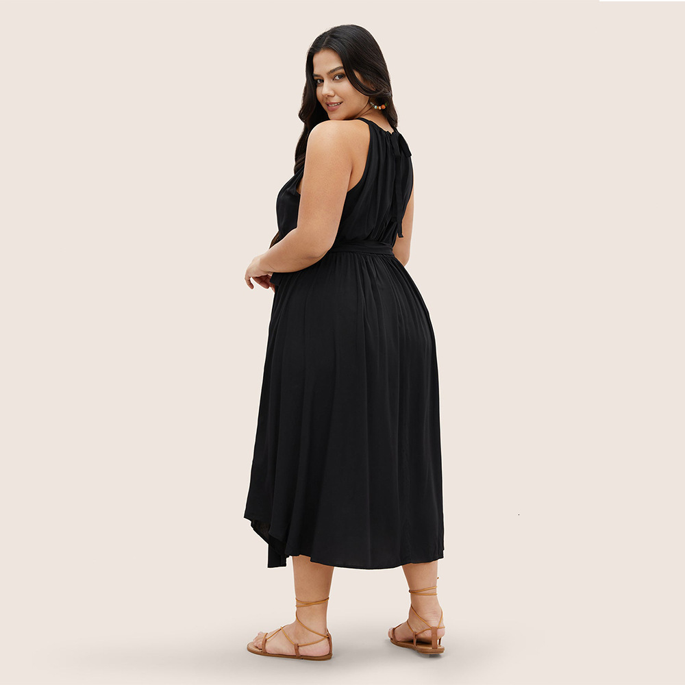 Plus Size Womens V-neck Sleeveless Camisole Dress for Summer Vacation Style Beach Dress