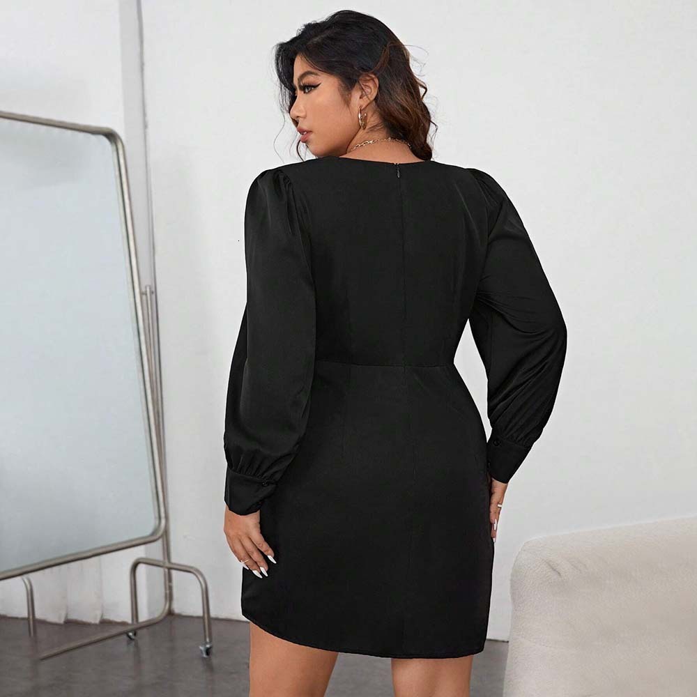 Plus Size Womens Elegant V-neck Dress Autumn and Winter High-end Fashion Temperament Short Skirt