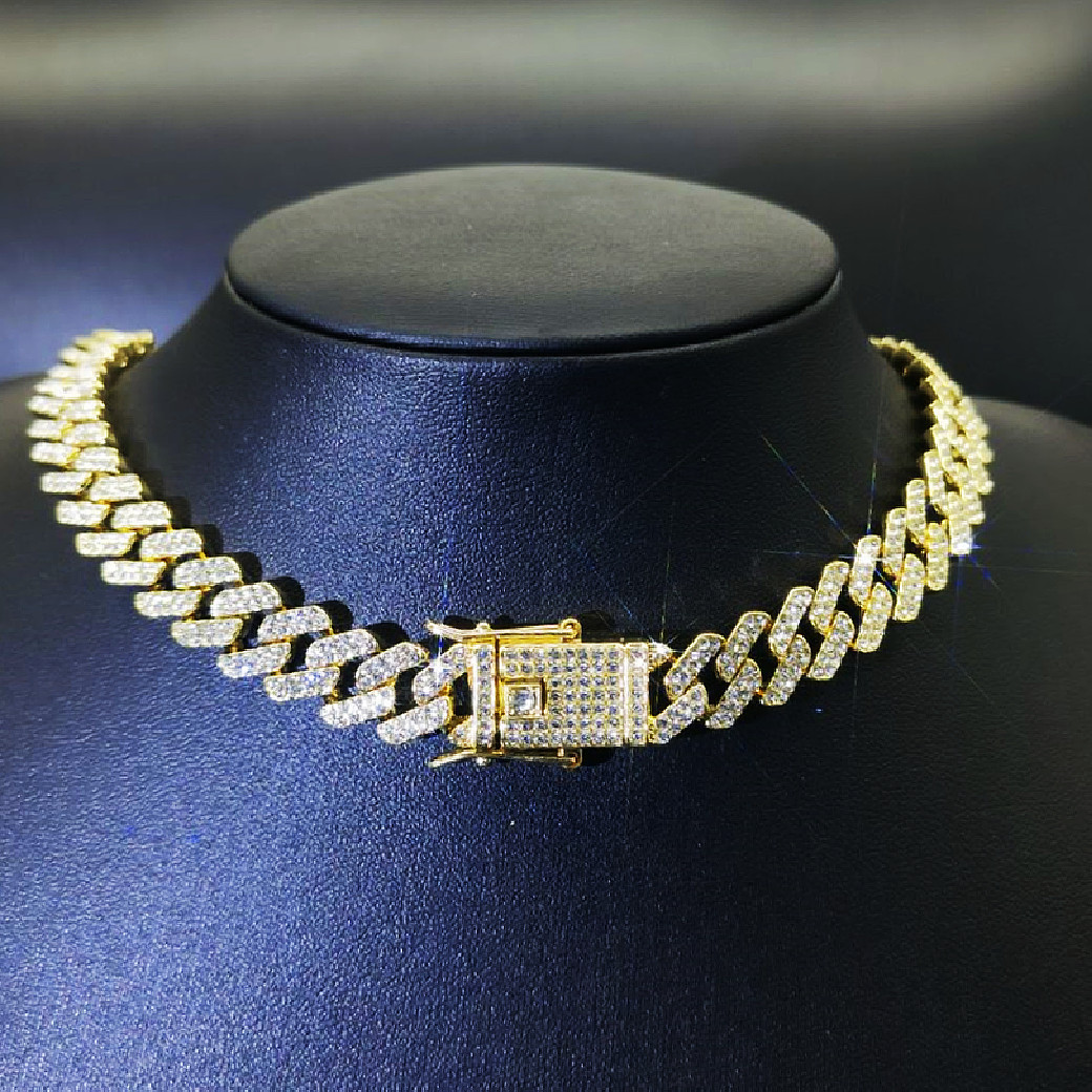 Men's Cuban Link Bracelet Iced Out Hip Hop Chain with Sparkling CZ Stones in Gold & Silver Color for Stylish Streetwear Accessories