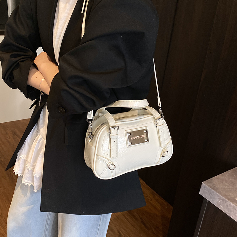 2025S designer small square niche high-end feeling armpit women spring new simple versatile handbag shoulder bag