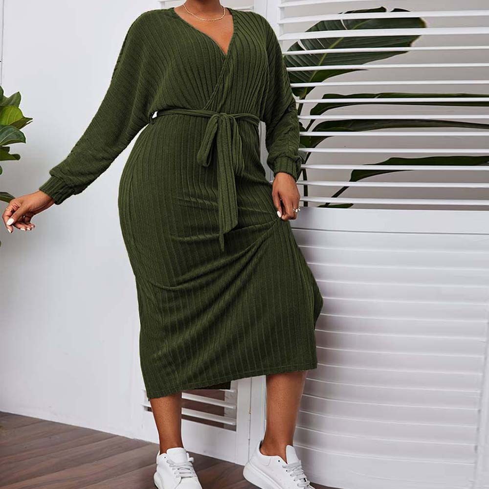 Oversized Womens V-neck Lantern Sleeve Dress with Elegant Autumn and Winter Temperament A-line Mid Length Skirt