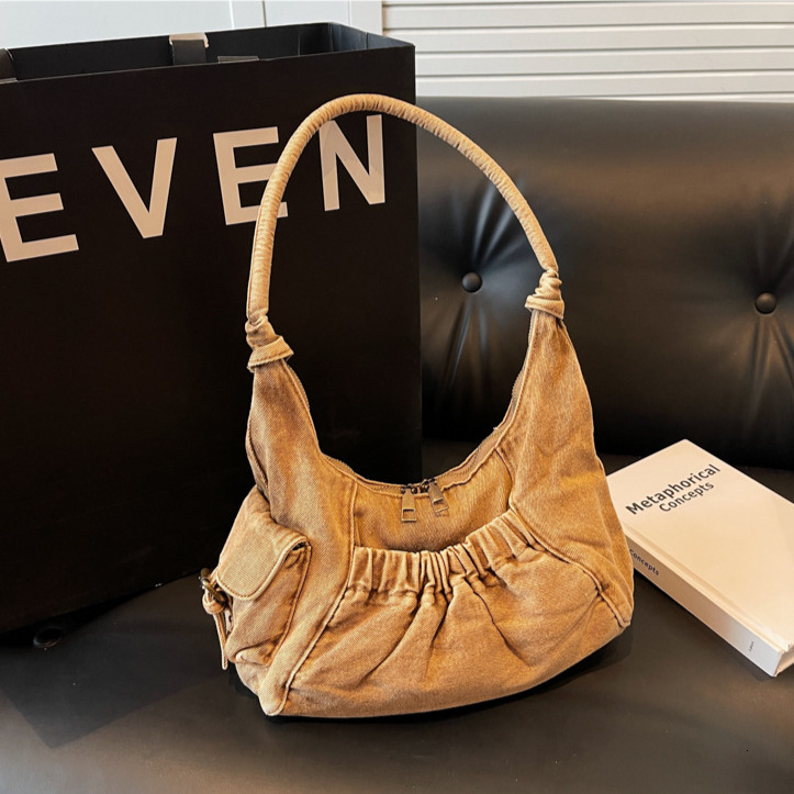 2025 Free Shipping Women's Shoulder Bag Designer Premium Pleated Denim Armpit Crossbody Bag Large Capacity Commuting File Bag Fashionable Casual 