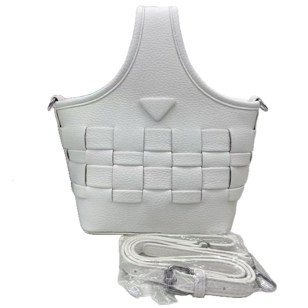2025S designer French woven niche design handbag vegetable basket high-end sense shoulder crossbody bag bucket bag