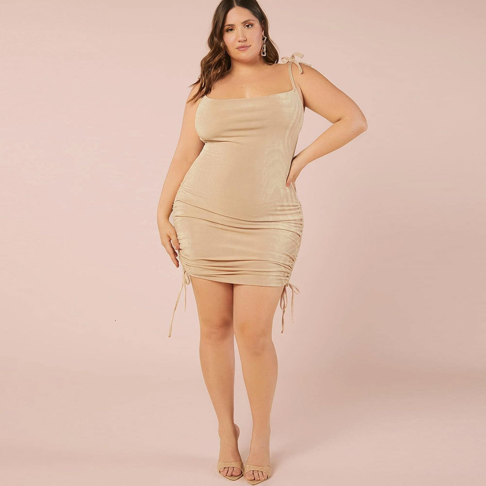 Autumn and Winter New Plus Size Womens Slim Fit and Slimming Bag Hip Strap Suspender Dress Party Dress