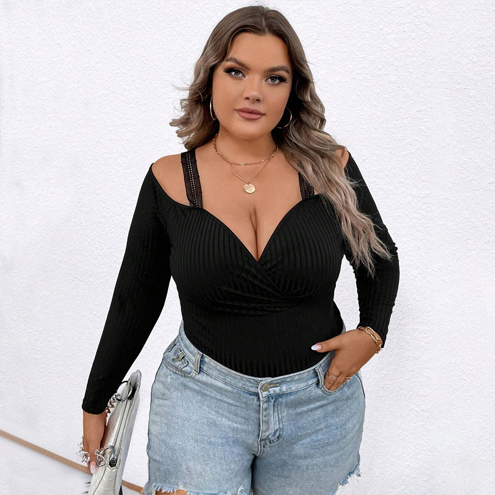 Plus Size Womens Simple and Sexy T-shirt Autumn and Winter Slim Fit and Slimming V-neck Suspender Long Sleeved Top