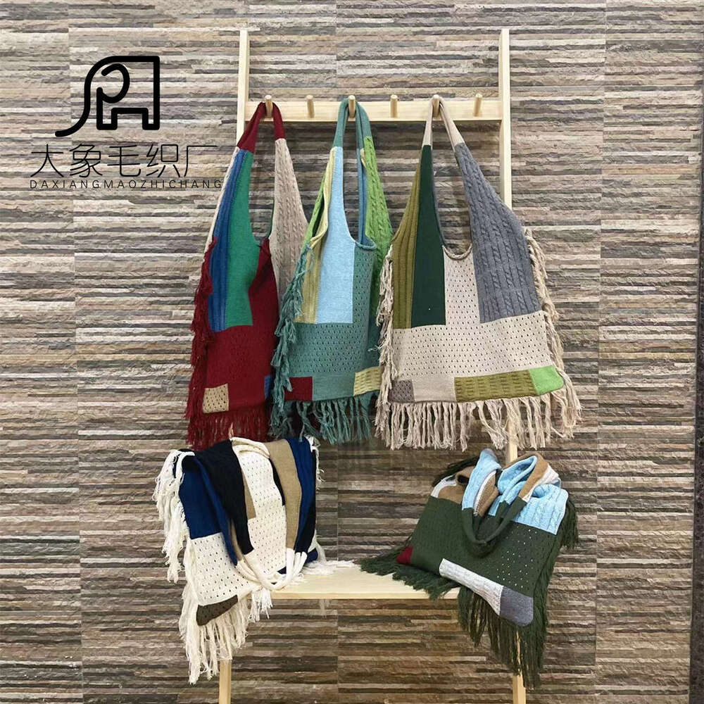 New Hot Tassel Women's Splicing New Handheld Shoulder Simple And Versatile Knitted Bag Classic bags