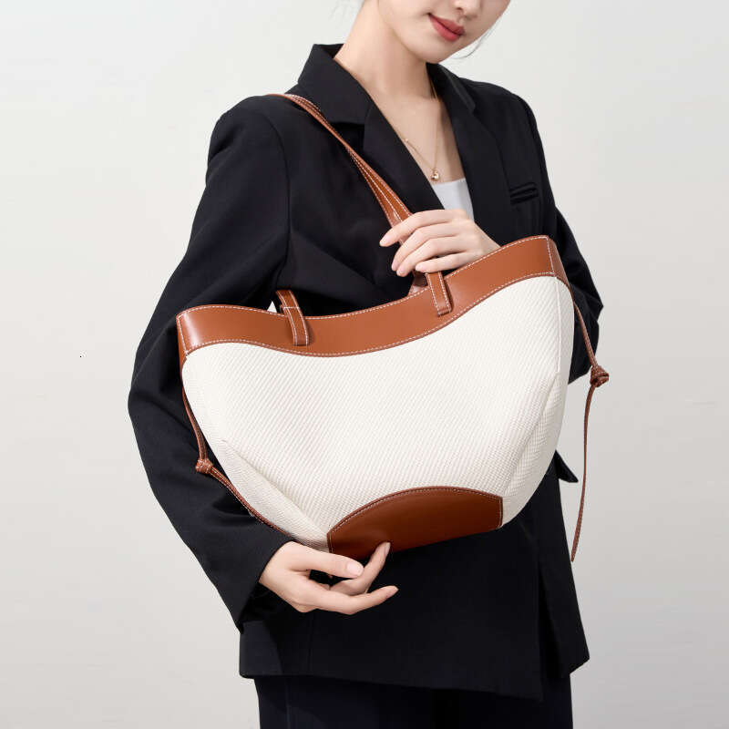New Women Handbag Shoulder Bag designer Tote Bag Large Capacity High-End Sensory Niche Light Luxury