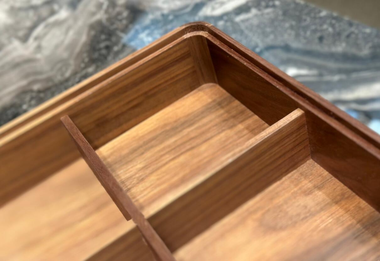 fashion Natural solid wood candy storage box brown Old flower letter logo black walnut wood 4 grid for dried fruit storage tray classic home item jewe