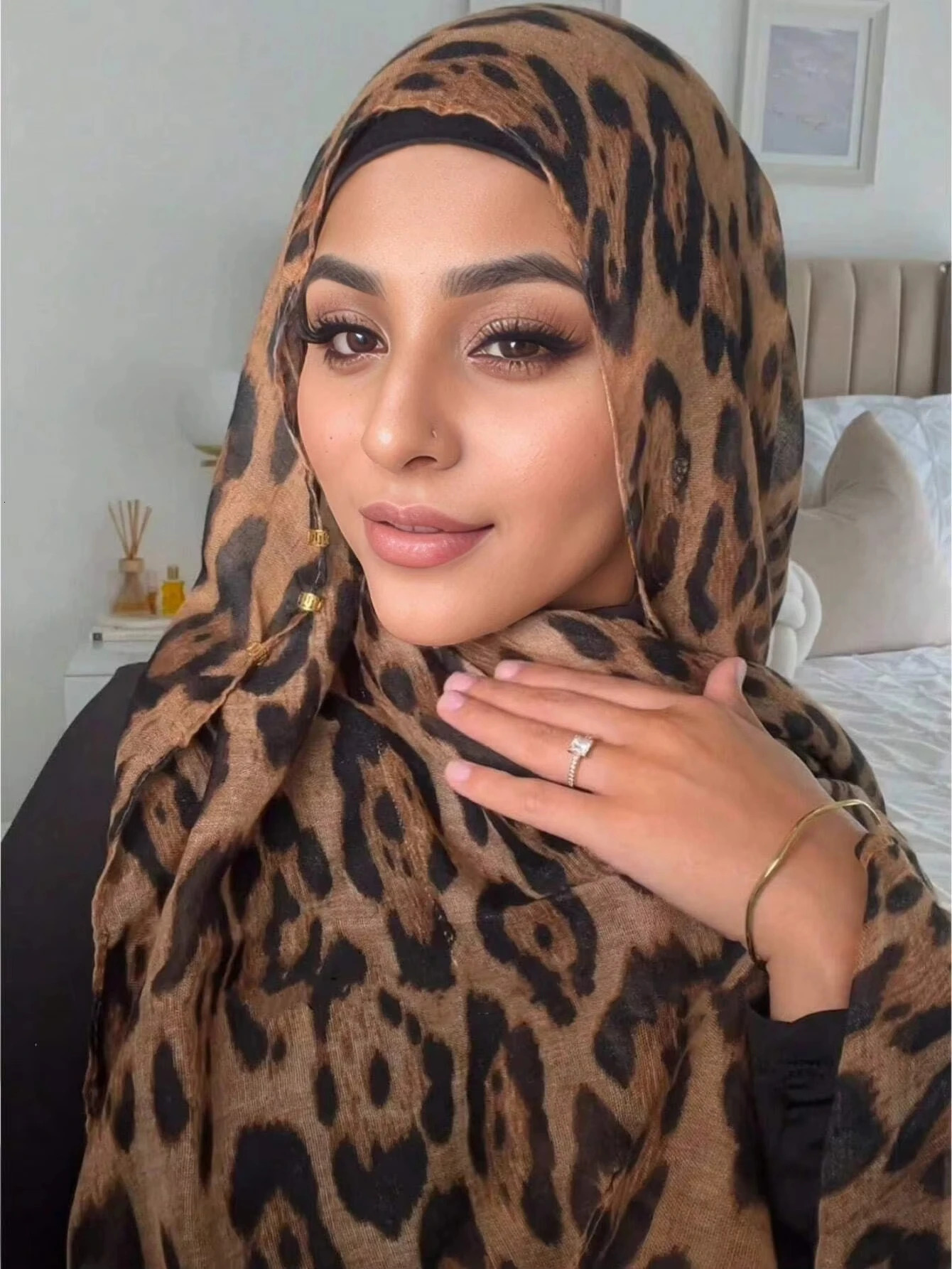 2024 Boho 1pc Leopard Print Soft Lightweight Womens Scarf Shawl Suitable Muslim Hijab Wrap For Daily Commuting Outdoor Wear 250517