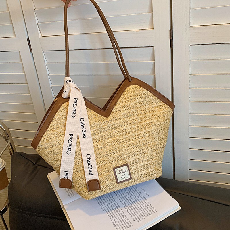 Large-capacity handbag for women, 2025 new designer bag, trendy handheld straw multi-functional single-shoulder woven commuting bag