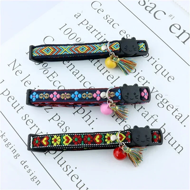 Adjustable cat collar with tassels and bells embellished pet collar colorful plaid jacquard pattern for cat and dog collars 250517