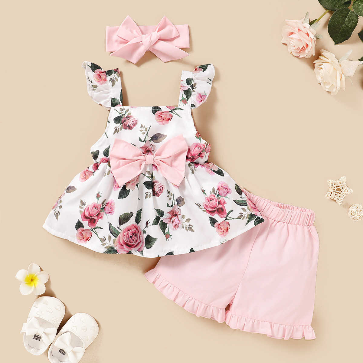 The summer new style of the "Nubao" set is a bestseller in Europe and America, featuring a sleeveless printed top and solid-color lace short
