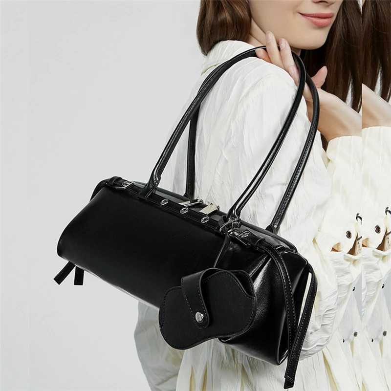 Toptrends Cowhide Genuine Leather Underarm Shoulder Bags For Women 2025 Luxury Designer Bowling Work Purses Tote Ladies Handbags W250911